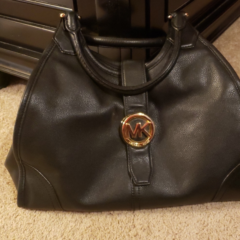 Michael Kors leather satchel - Picture 1 of 8